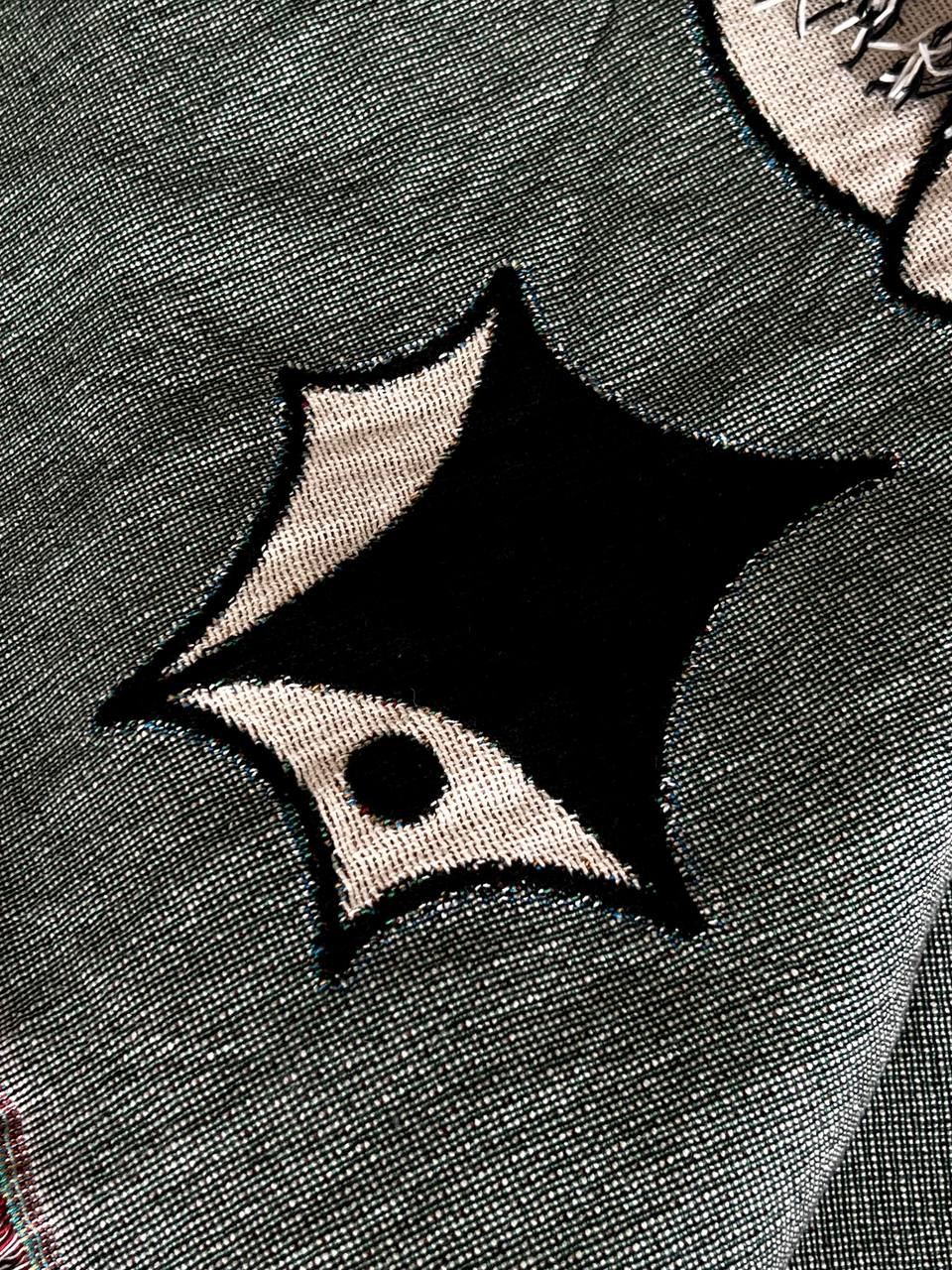 Woven star detail